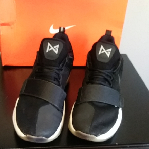 Nike Zoom Assersion - Picture 3 of 9